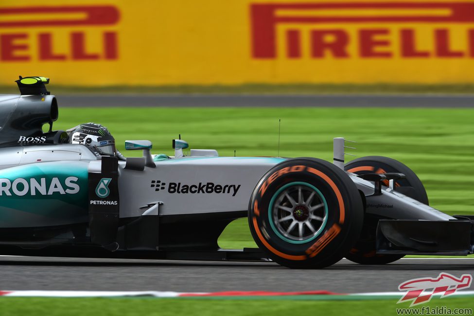 Nico Rosberg se impone a Lewis Hamilton en la clasficación del GP de Japón 2015