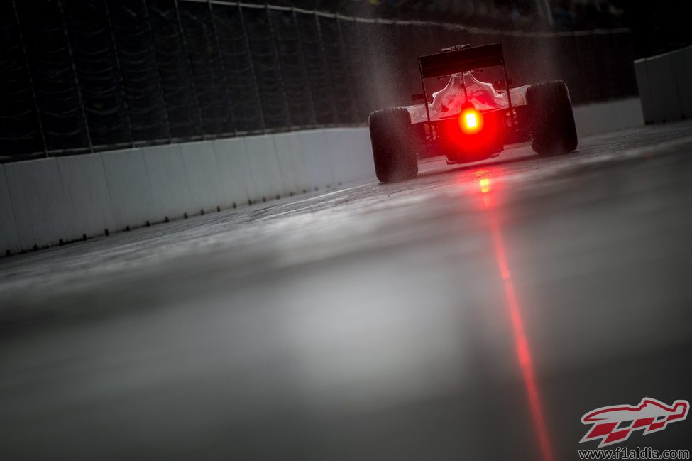 El VJM08 de Sergio Pérez avanza en Sochi