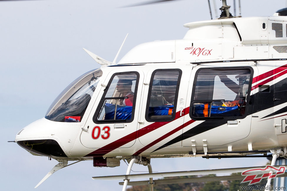 El helicóptero traslada a Carlos Sainz al hospital