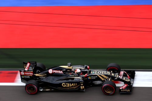 Romain Grosjean consigue pasar a la Q3