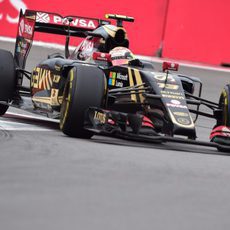 Pastor Maldonado trazando una curva de Sochi