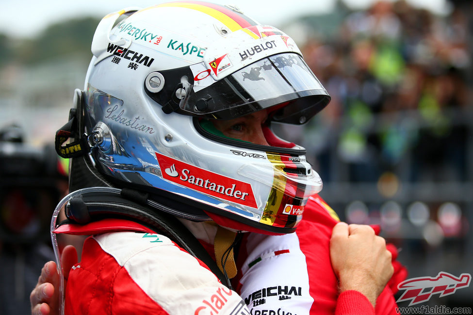 Sebastian Vettel emocionado por su segunda posición