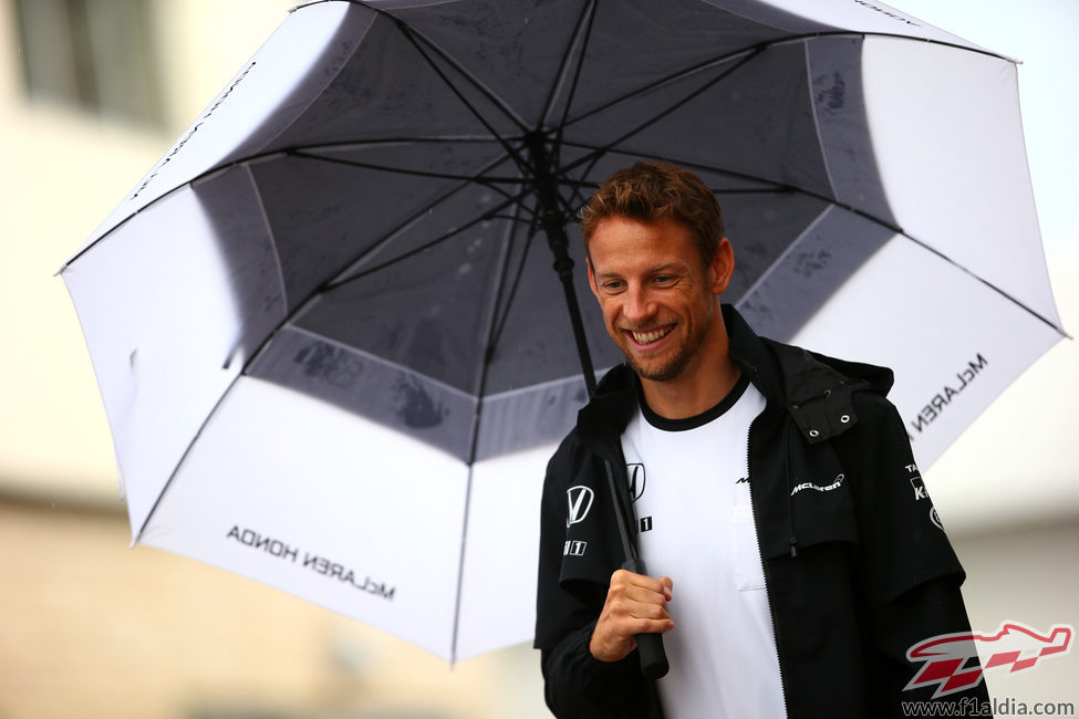Paraguas para Jenson Button en las Américas