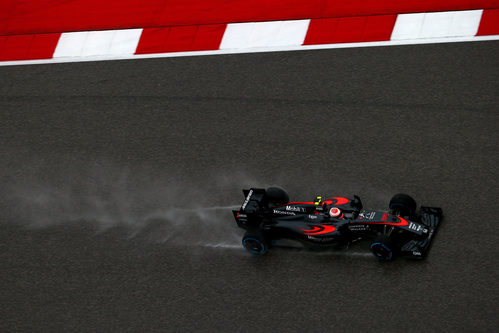 Jenson Button se queda a las puertas de la Q3