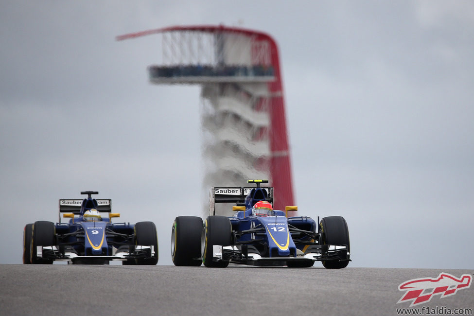 Los dos Sauber durante la carrera