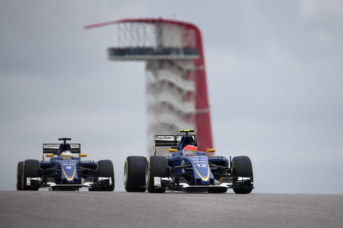 Los dos Sauber durante la carrera