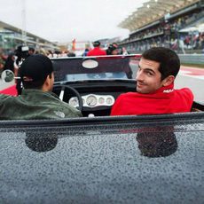 Alexander Rossi en el drivers parade