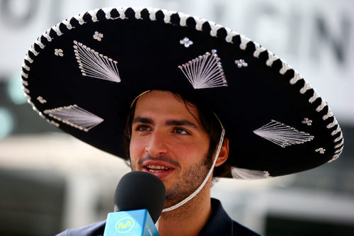 Carlos Sainz y su sombrero mexicano