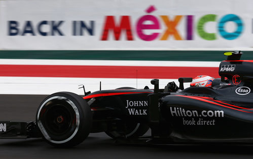 Jenson Button tuvo muchos problemas en los libres 3