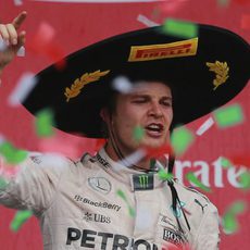 Nico Rosberg triunfante en el Hermanos Rodríguez