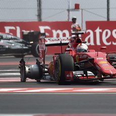 Pinchazo de Sebastian Vettel en México