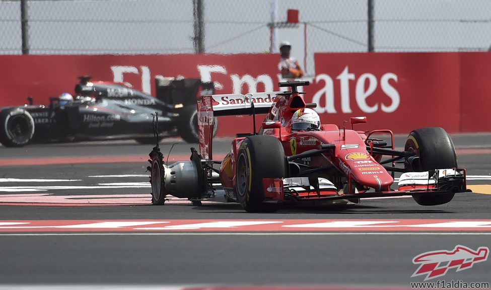 Pinchazo de Sebastian Vettel en México