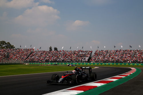 Jenson Button intentar llegar a los puntos en el GP de México