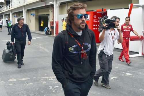 Fernando Alonso llega a Interlagos