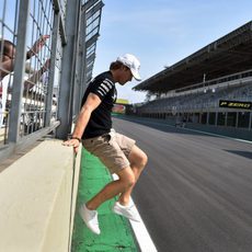 Nico Rosberg saltando a la pista