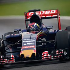 Max Verstappen rodando en Interlagos