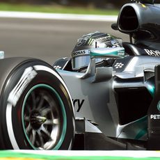 Nico Rosberg pilotando durante los L3