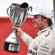 Nuevo trofeo para Nico Rosberg