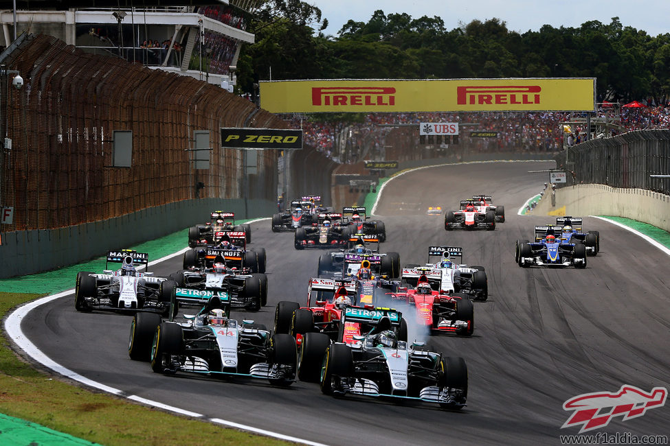 Salida del GP de Brasil 2015