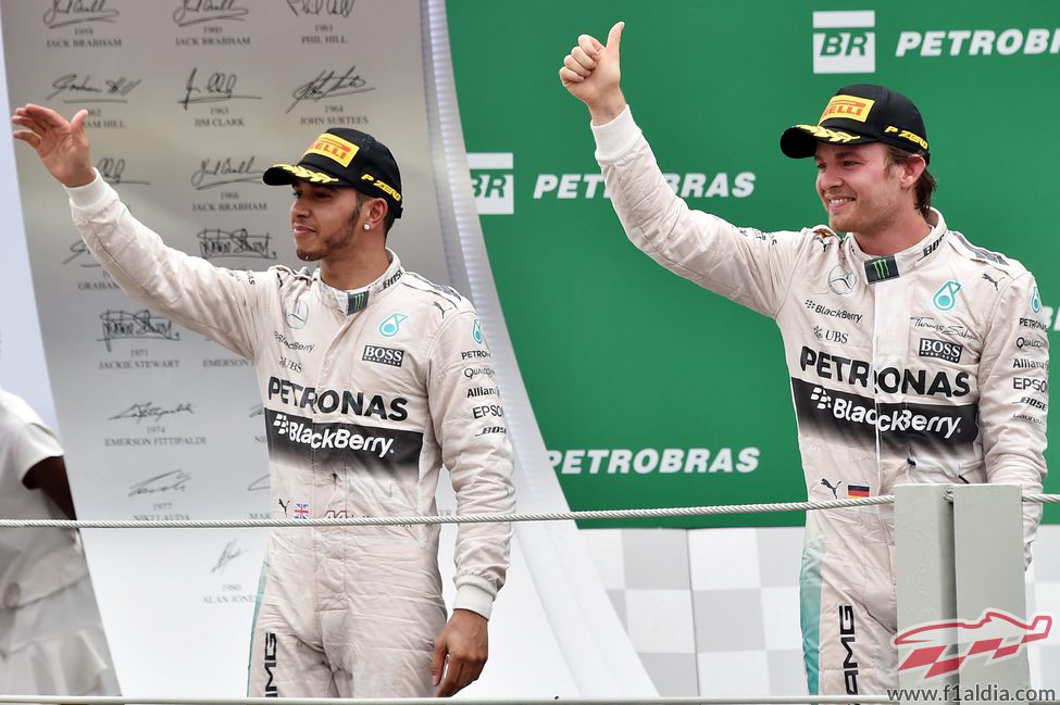 Lewis Hamilton y Nico Rosberg juntos de nuevo en el podio