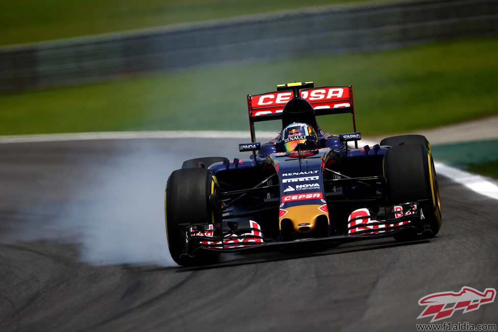 Carlos Sainz rodando en la sesión de clasificación
