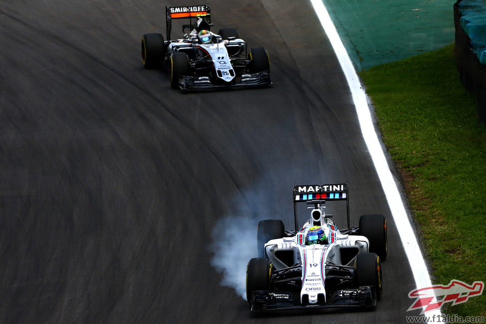 Sergio Pérez en la carrera de Interlagos