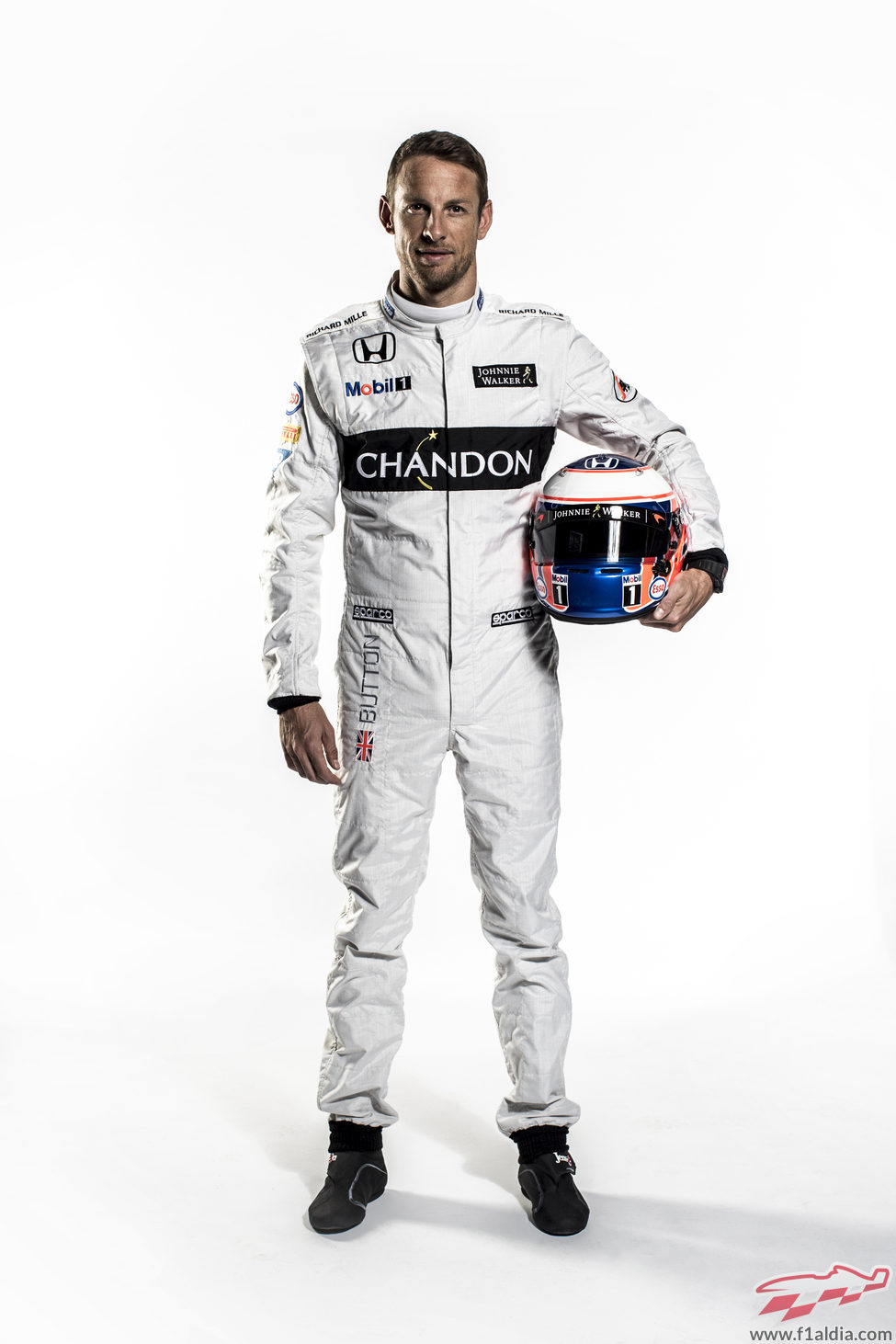 Jenson Button con mono y casco para 2016