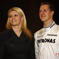 Schumacher y su mujer Corina