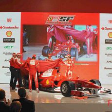 Se retira la manta roja al F10