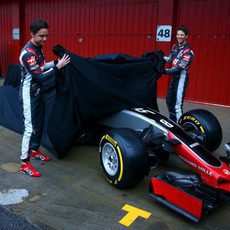 Grosjean y Gutiérrez destapan su VF16