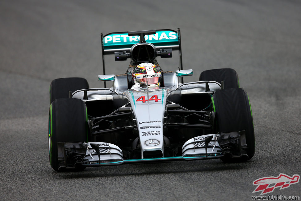 Lewis Hamilton defiende el Campeonato del Mundo