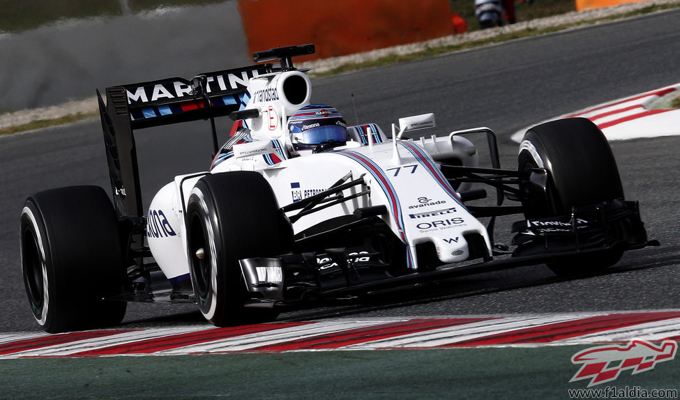 Valtteri Bottas ha completado 80 vueltas con el Williams el primer día
