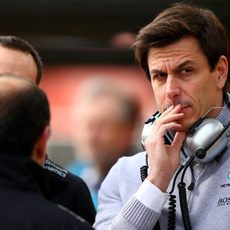 Toto Wolff no ha querido perder detalle de lo que sucedia en su equipo