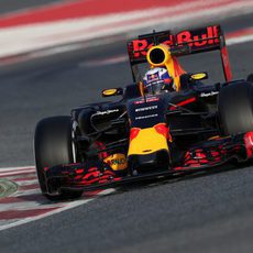 Daniel Ricciardo ha completado un buen segundo día de test
