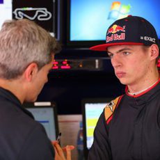 Max Verstappen junto a Xevi Pujolar