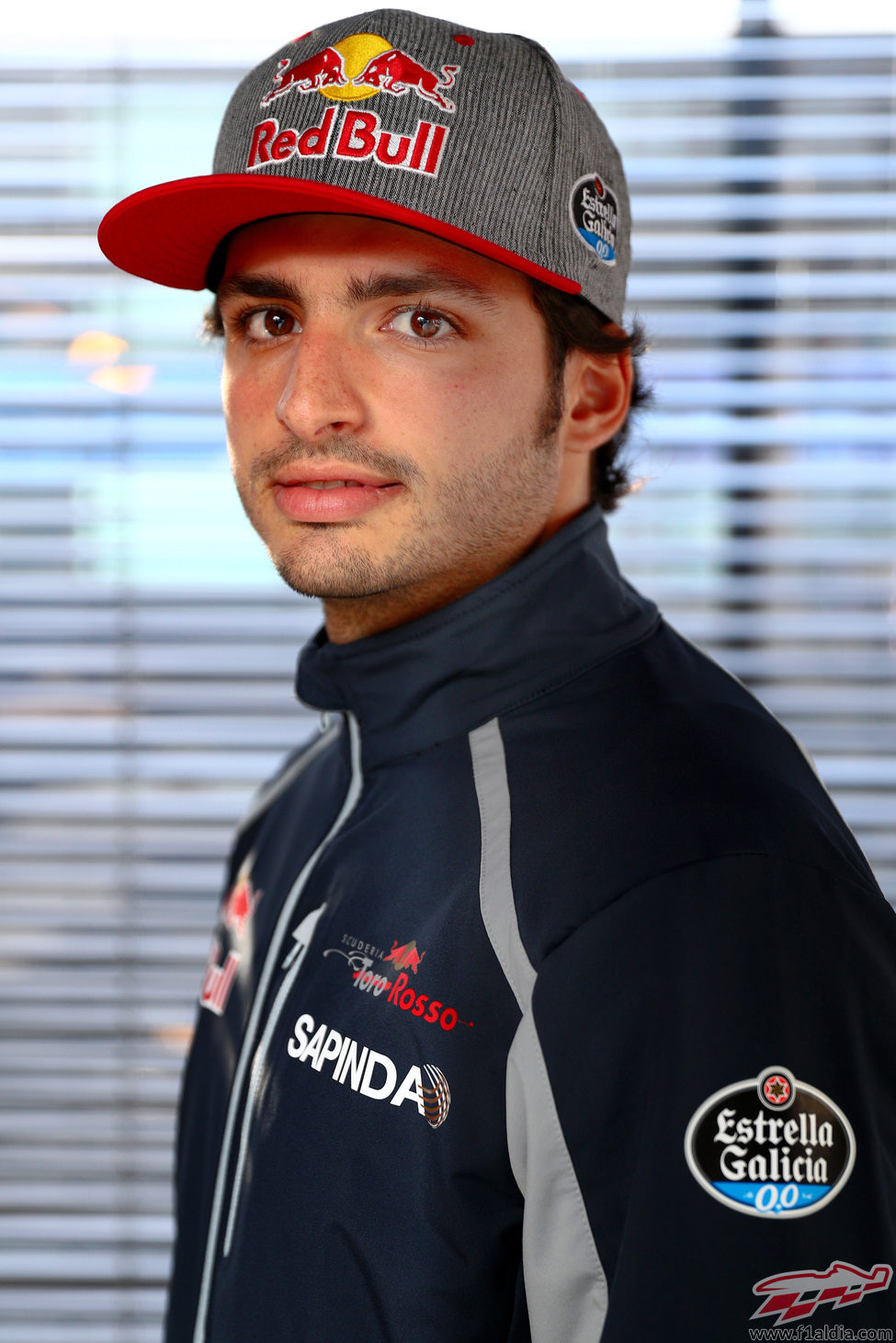 Carlos Sainz, imagen de estudio