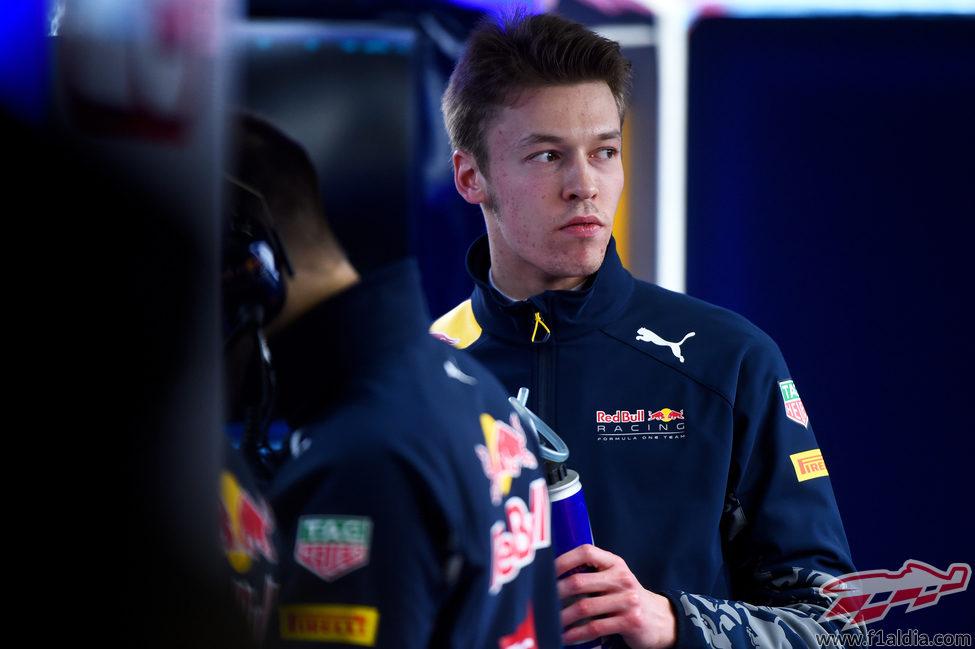 Caras de preocupación dentro de Red Bull