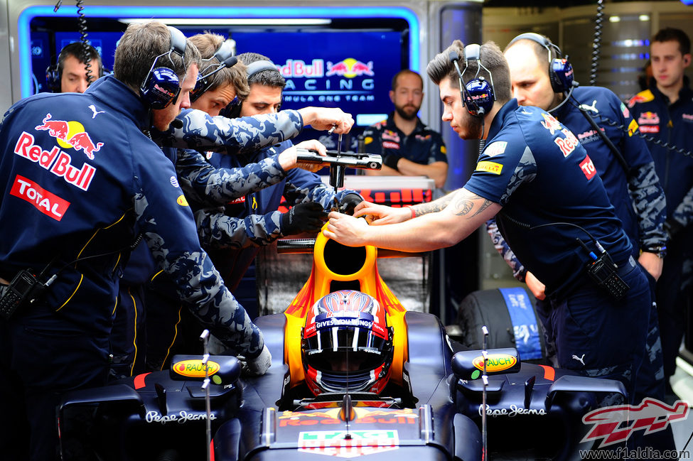 Mucho trabajo en el RB12