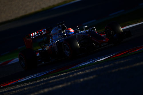 Romain Grosjean rueda con su VF16