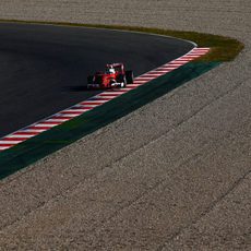 Sebastian Vettel completa más de 100 vueltas