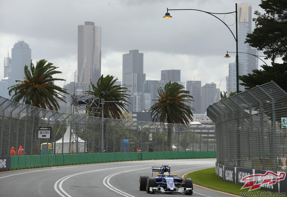 Marcus Ericsson rueda en Albert Park