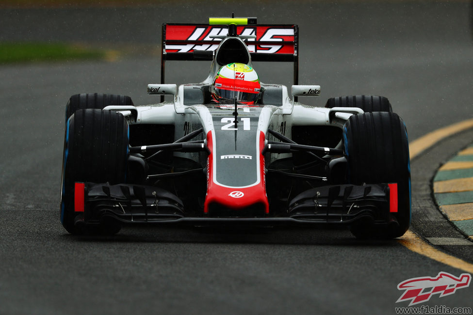 Esteban Gutiérrez en su primer GP con Haas