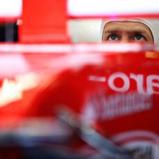 Sebastian Vettel dentro de su SF16