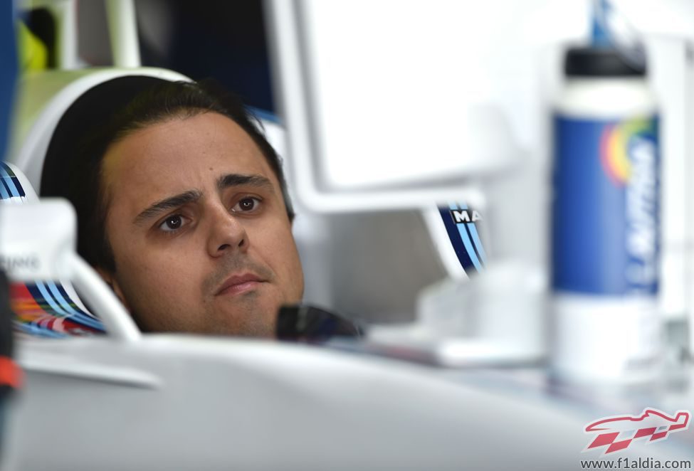 Felipe Massa dentro de su nuevo Williams