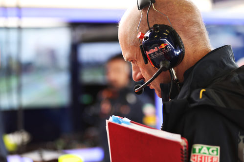 Adrian Newey en el garaje de Red Bull