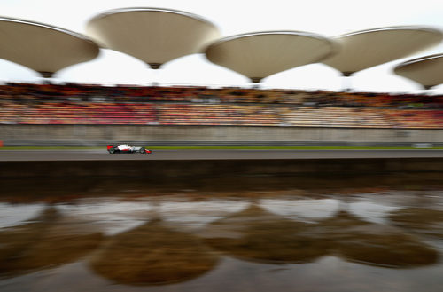 Esteban Gutiérrez cae en Q1