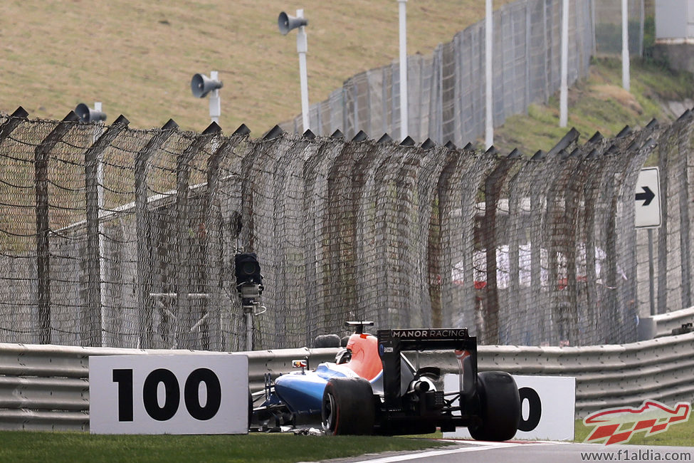 El Manor de Wehrlein queda fuera de combate en Q1