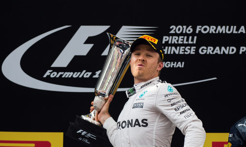 Nuevo trofeo para Nico Rosberg
