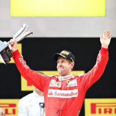 Sebastian Vettel regresa al podio en China