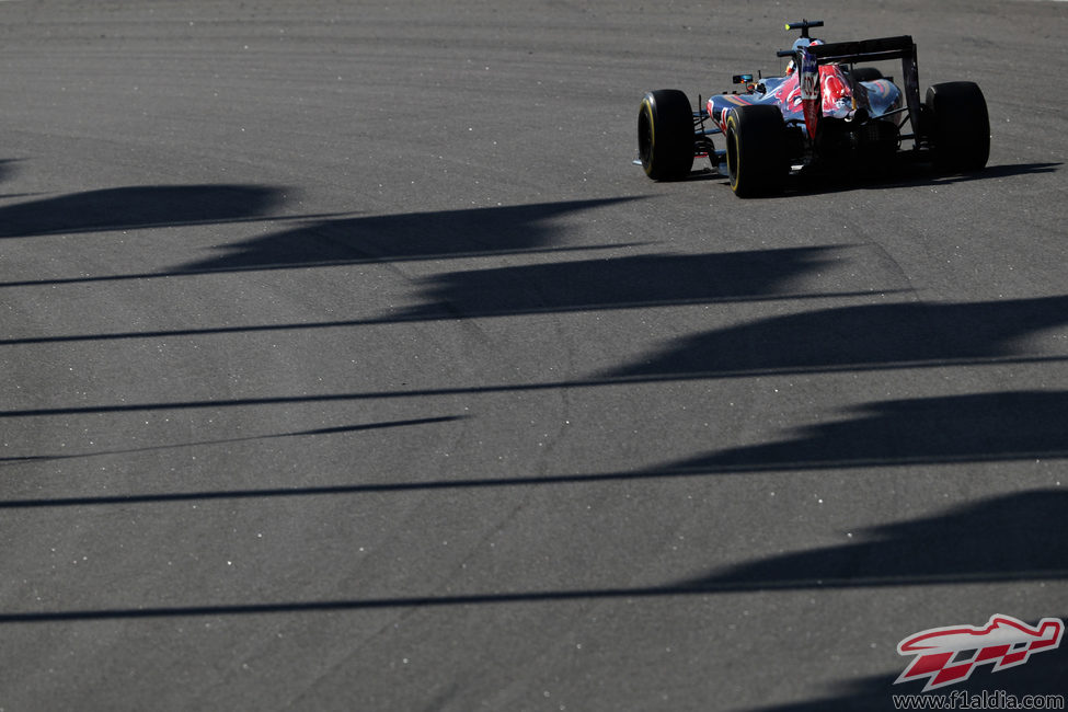 Carlos Sainz se enfrenta a su segundo GP de Rusia 2016
